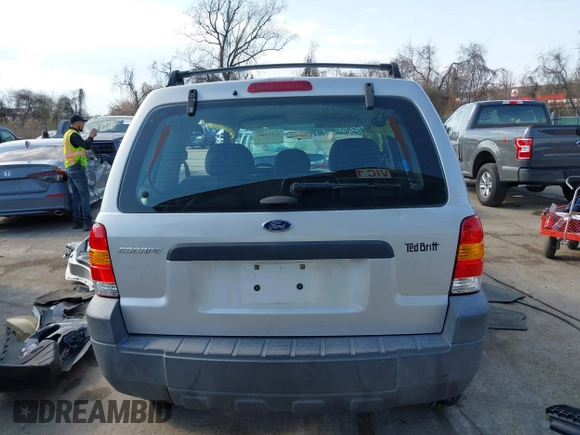 2005 Ford Escape XLS Value with VIN 1FMCU02Z15KA21718, listed as a IAAI auction lot 41835061 with 1 mi miles. Bid and sale history available at carsss.com. Image 17.