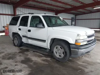 2004 Chevrolet Tahoe LT with VIN 1GNEK13T14J271832, listed as a IAAI auction lot 41109626 with 198,397 mi miles. Bid and sale history available at carsss.com. Image 1.