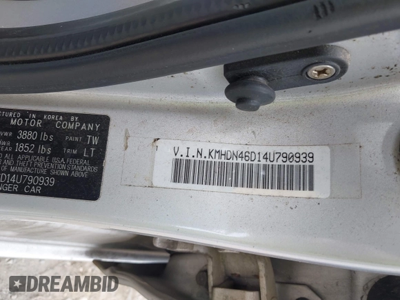 2004 Hyundai Elantra GLS z VIN KMHDN46D14U790939, wystawiony jako IAAI lot #42194909 z przebiegiem 108 180 mil mil oraz . Historia ofert i sprzedaży dostępna na DreamBid. Obrazek 9.