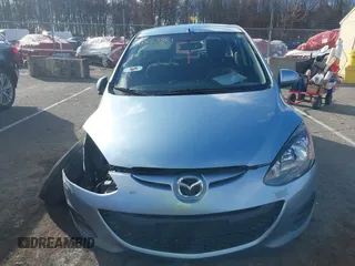2013 Mazda Mazda2 Sport with VIN JM1DE1KZ9D0153941, listed as a IAAI auction lot 40823861 with 41,044 mi miles. Bid and sale history available at carsss.com. Image 11.