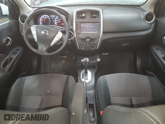 2019 Nissan Versa SV z VIN 3N1CN7AP9KL868736, wystawiony jako Copart lot #85784744 z przebiegiem 69 845 mil mil oraz Szkoda całkowita • Salvage title. Historia ofert i sprzedaży dostępna na DreamBid. Obrazek 8.