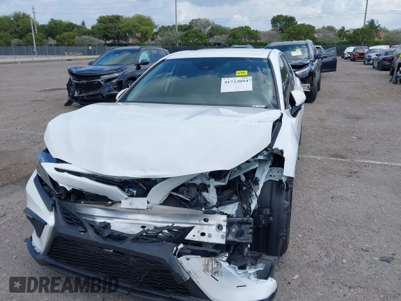 2022 Toyota Camry SE with VIN 4T1G11AK9NU659417, listed as a IAAI auction lot 41733094 with 74,054 mi miles. Bid and sale history available at carsss.com. Image 6.