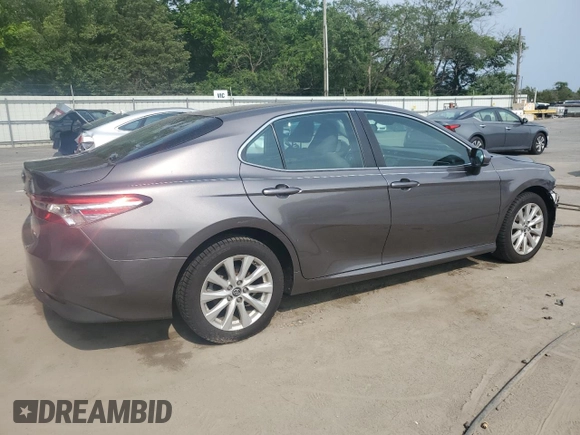 2018 Toyota Camry LE с VIN 4T1B11HK1JU118582, выставлен на аукционе Copart как лот 57972895 с пробегом 39 776 миль миль и Списание • Salvage title. История ставок и продаж доступна на DreamBid. Изображение 3.