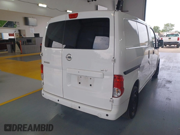 2020 Nissan NV200 S z VIN 3N6CM0KN8LK705164, wystawiony jako IAAI lot #42843874 z przebiegiem 112 160 mil mil oraz . Historia ofert i sprzedaży dostępna na DreamBid. Obrazek 15.