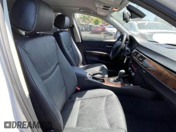 2011 BMW 3 Series 328i with VIN WBAPH5G57BNM75847, listed as a Copart auction lot 46553375 with 140,153 mi miles and Clean Title. Bid and sale history available at DreamBid. Image 5.