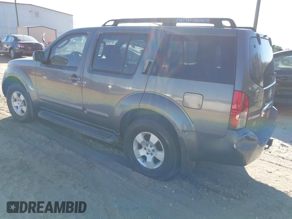2005 Nissan Pathfinder SE with VIN 5N1AR18U55C791523, listed as a IAAI auction lot 41848499 with 247,768 mi miles. Bid and sale history available at carsss.com. Image 3.