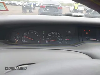 2003 Toyota Avalon XL z VIN 4T1BF28B63U331439, wystawiony jako IAAI lot #42161096 z przebiegiem 217 296 mil mil oraz . Historia ofert i sprzedaży dostępna na DreamBid. Obrazek 7.