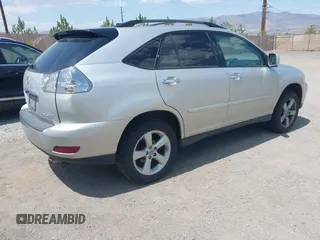 2008 Lexus RX 350 z VIN 2T2HK31U88C093069, wystawiony jako IAAI lot #42442723 z przebiegiem 84 485 mil mil oraz . Historia ofert i sprzedaży dostępna na DreamBid. Obrazek 4.