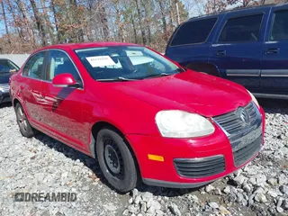 2008 Volkswagen Jetta Sedan SE with VIN 3VWRM71K08M016807, listed as a IAAI auction lot 41576838 with 209,401 mi miles. Bid and sale history available at carsss.com. Image 1.