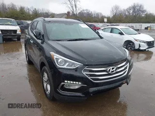 2017 Hyundai Santa Fe 2.4L z VIN 5NMZUDLB9HH049497, wystawiony jako IAAI lot #41720421 z przebiegiem 144 080 mil mil oraz . Historia ofert i sprzedaży dostępna na DreamBid. Obrazek 1.