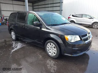 2019 Dodge Grand Caravan SE with VIN 2C4RDGBG2KR699008, listed as a IAAI auction lot 41519183 with 357,950 mi miles. Bid and sale history available at carsss.com. Image 1.