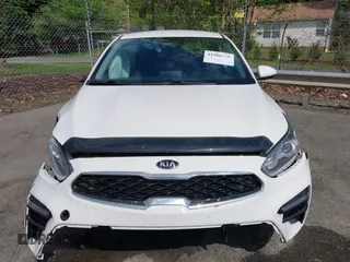2019 Kia Forte S with VIN 3KPF34AD3KE124249, listed as a IAAI auction lot 41986218 with 40,164 mi miles. Bid and sale history available at carsss.com. Image 12.