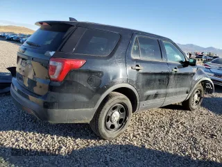 2016 Ford Utility Police Interceptor with VIN 1FM5K8AR4GGC07998, listed as a Copart auction lot 81365434 with 0 mi miles and Salvage Title. Bid and sale history available at carsss.com. Image 3.
