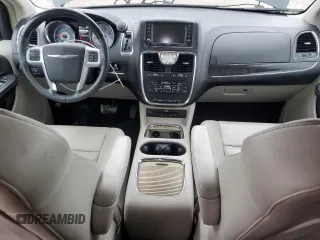 2014 Chrysler Town & Country Limited with VIN 2C4RC1GG8ER115739, listed as a Copart auction lot 85434314 with 96,775 mi miles and Clean Title. Bid and sale history available at DreamBid. Image 8.