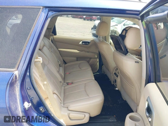 2017 Nissan Pathfinder S with VIN 5N1DR2MN4HC603631, listed as a IAAI auction lot 41901005 with 138,432 mi miles. Bid and sale history available at carsss.com. Image 8.