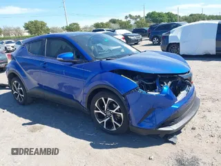 2018 Toyota C-HR XLE with VIN JTNKHMBX1J1008991, listed as a IAAI auction lot 41858212 with 60,973 mi miles. Bid and sale history available at carsss.com. Image 1.