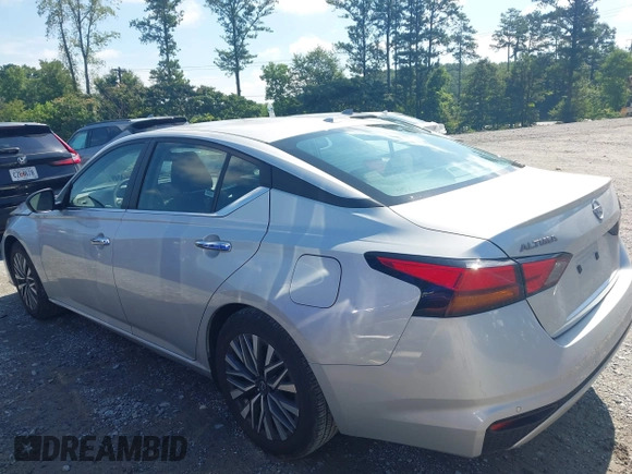 2024 Nissan Altima SV with VIN 1N4BL4DV4RN353196, listed as a IAAI auction lot 42643904 with 37,424 mi miles and . Bid and sale history available at DreamBid. Image 14.