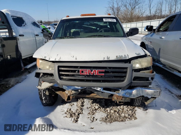 2006 GMC Sierra 1500 with VIN 1GTJC33U46F127819, listed as a Copart auction lot 88531945 with 276,975 mi miles and Salvage Title. Bid and sale history available at DreamBid. Image 5.