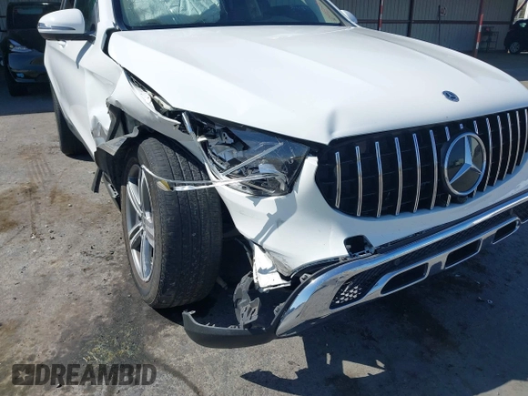 2021 Mercedes-Benz GLC 300 z VIN W1N0G8EB1MF885549, wystawiony jako IAAI lot #42086468 z przebiegiem 45 465 mil mil oraz . Historia ofert i sprzedaży dostępna na DreamBid. Obrazek 6.