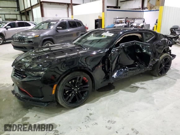 2023 Chevrolet Camaro 2LT z VIN 1G1FD1RS3P0128342, wystawiony jako Copart lot #82354134 z przebiegiem Nie podano mil oraz Nie do naprawy • Non repairable. Historia ofert i sprzedaży dostępna na DreamBid. Obrazek 1.