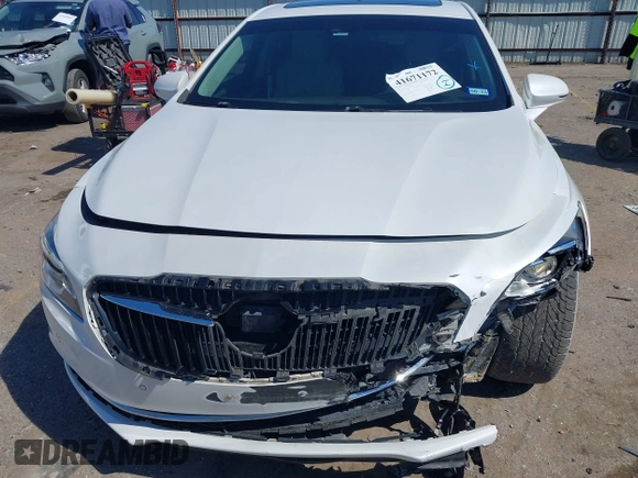 2017 Buick LaCrosse Premium with VIN 1G4ZS5SS6HU151910, listed as a IAAI auction lot 41671172 with 73,532 mi miles. Bid and sale history available at carsss.com. Image 12.