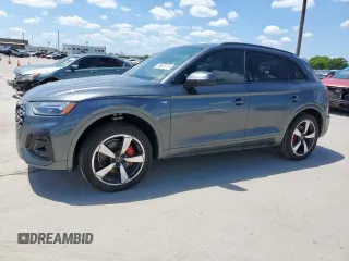 2024 Audi Q5 S line Premium Plus z VIN WA1EAAFY1R2135523, wystawiony jako Copart lot #56629115 z przebiegiem 5 253 mil mil oraz Szkoda całkowita • Salvage title. Historia ofert i sprzedaży dostępna na DreamBid. Obrazek 1.