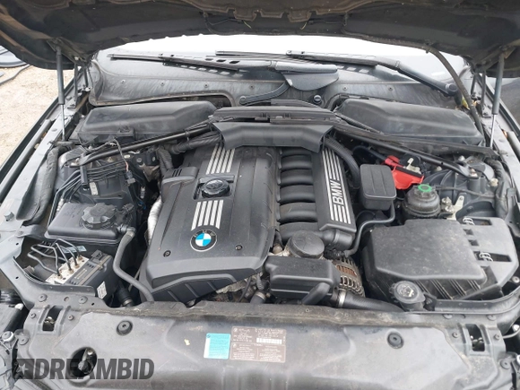 2008 BMW 5 Series 528xi with VIN WBANV13568BZ47349, listed as a IAAI auction lot 42169044 with Not Provided miles. Bid and sale history available at carsss.com. Image 10.
