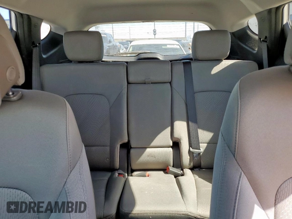 2016 Hyundai Santa Fe z VIN 5XYZU3LB9GG341587, wystawiony jako Copart lot #57722365 z przebiegiem 138 202 mil mil oraz Czysty tytuł • Clean title. Historia ofert i sprzedaży dostępna na DreamBid. Obrazek 10.