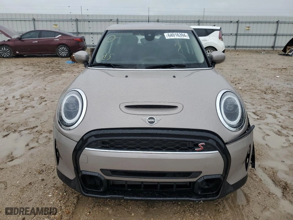 2024 MINI Hardtop 4 Door Cooper S with VIN WMW53DK08R2V04053, listed as a Copart auction lot 64016394 with 20,394 mi miles and Salvage Title. Bid and sale history available at carsss.com. Image 5.