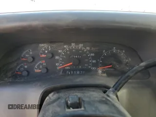 2001 Ford F-250 with VIN 3FTNW20S61MA46609, listed as a Copart auction lot 89076465 with 270,633 mi miles and Salvage title. Bid and sale history available at DreamBid. Image 9.
