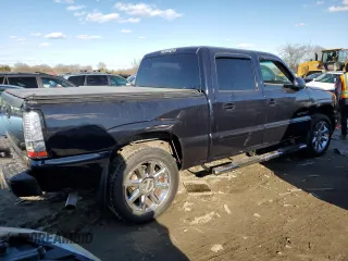 2005 GMC Sierra Denali z VIN 2GTEK63N551188181, wystawiony jako Copart lot #43548845 z przebiegiem 2 417 198 mil mil oraz Szkody całkowita. Historia ofert i sprzedaży dostępna na DreamBid. Obrazek 3.