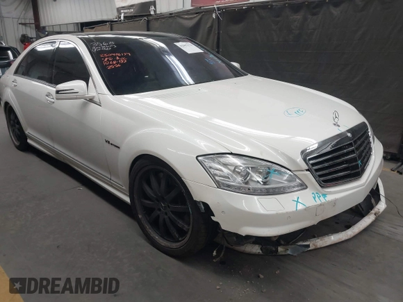 2011 Mercedes-Benz S 63 AMG with VIN WDDNG7EB7BA402556, listed as a IAAI auction lot 42097570 with 77,145 mi miles and . Bid and sale history available at DreamBid. Image 1.