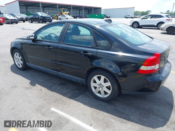 2007 Volvo S40 2.4L with VIN YV1MS382672306082, listed as a IAAI auction lot 42128332 with 146,439 mi miles. Bid and sale history available at carsss.com. Image 3.