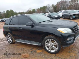 2015 Mercedes-Benz M 350 with VIN 4JGDA5JB4FA544530, listed as a IAAI auction lot 41558572 with 200,973 mi miles and . Bid and sale history available at DreamBid. Image 13.