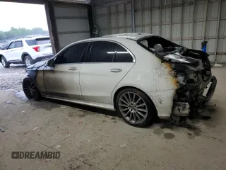 2018 Mercedes-Benz C 300 z VIN 55SWF4JB8JU237417, wystawiony jako Copart lot #57547745 z przebiegiem Nie podano mil oraz Szkoda całkowita • Salvage title. Historia ofert i sprzedaży dostępna na DreamBid. Obrazek 2.