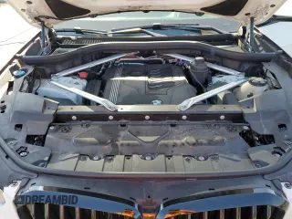 2022 BMW X5 xDrive40i z VIN 5UXCR6C05N9K44844, wystawiony jako Copart lot #52027125 z przebiegiem 50 382 mil mil oraz Nie do naprawy • Non repairable. Historia ofert i sprzedaży dostępna na DreamBid. Obrazek 12.