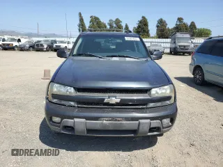 2005 Chevrolet TrailBlazer LT with VIN 1GNDT13S652167235, listed as a Copart auction lot 55501835 with 220,698 mi miles and Clean Title. Bid and sale history available at DreamBid. Image 5.