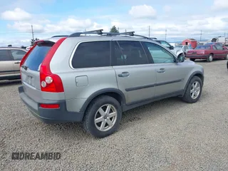 2005 Volvo XC90 with VIN YV1CZ592451150192, listed as a IAAI auction lot 42136295 with 169,886 mi miles. Bid and sale history available at carsss.com. Image 4.