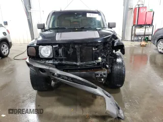 2006 Hummer H3 with VIN 5GTDN136868179898, listed as a Copart auction lot 74678304 with 201,316 mi miles and Salvage Title. Bid and sale history available at carsss.com. Image 5.