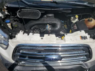 2018 Ford Transit with VIN 1FTYR1ZM0JKA64548, listed as a Copart auction lot 61365555 with 176,689 mi miles and Clean title. Bid and sale history available at DreamBid. Image 11.