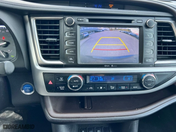 2014 Toyota Highlander Hybrid Limited with VIN 5TDDCRFH5ES006584, listed as a Copart auction lot 49457075 with 206,163 mi miles and Clean Title. Bid and sale history available at carsss.com. Image 9.