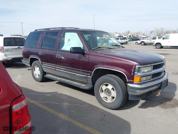 1996 Chevrolet Tahoe with VIN 1GNEK13R3TJ397046, listed as a IAAI auction lot 41702588 with 1 mi miles. Bid and sale history available at carsss.com. Image 1.