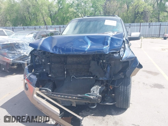 2014 Ford Expedition Max XLT с VIN 1FMJK1J5XEEF37477, выставлен на аукционе IAAI как лот 42178879 с пробегом 166 067 миль миль и . История ставок и продаж доступна на DreamBid. Изображение 13.