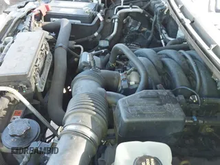 2010 Ford F-150 XL z VIN 1FTEX1E84AFD28770, wystawiony jako IAAI lot #43320606 z przebiegiem 109 728 mil mil oraz . Historia ofert i sprzedaży dostępna na DreamBid. Obrazek 19.