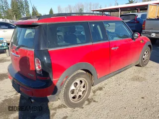 2012 MINI Clubman z VIN WMWZF3C54CT189265, wystawiony jako IAAI lot #41378532 z przebiegiem 95 999 mil mil oraz . Historia ofert i sprzedaży dostępna na DreamBid. Obrazek 4.