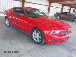 2010 Ford Mustang V6 with VIN 1ZVBP8AN9A5125660, listed as a IAAI auction lot 42855694 with 142,360 mi miles and . Bid and sale history available at DreamBid. Image 1.