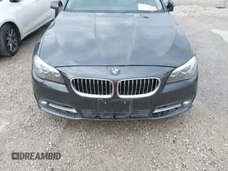 2015 BMW 5 Series 535i xDrive with VIN WBA5B3C59FD545279, listed as a IAAI auction lot 41810032 with 122,936 mi miles. Bid and sale history available at carsss.com. Image 6.