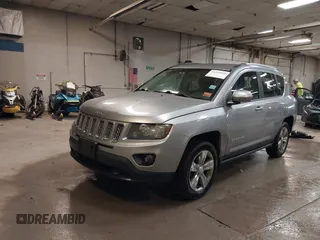 2016 Jeep Compass Latitude with VIN 1C4NJDEB4GD631759, listed as a IAAI auction lot 42193660 with 100,659 mi miles and . Bid and sale history available at DreamBid. Image 2.