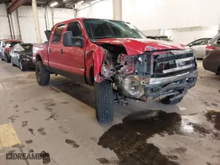2002 Ford Super Duty F-250 XL with VIN 1FTNW21F72EC66835, listed as a IAAI auction lot 41483768 with 207,794 mi miles. Bid and sale history available at carsss.com. Image 1.