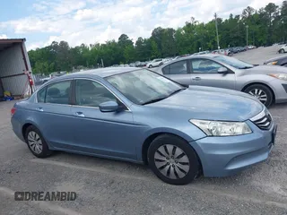 2011 Honda Accord LX z VIN 1HGCP2F34BA094369, wystawiony jako IAAI lot #42188493 z przebiegiem 179 925 mil mil oraz . Historia ofert i sprzedaży dostępna na DreamBid. Obrazek 13.